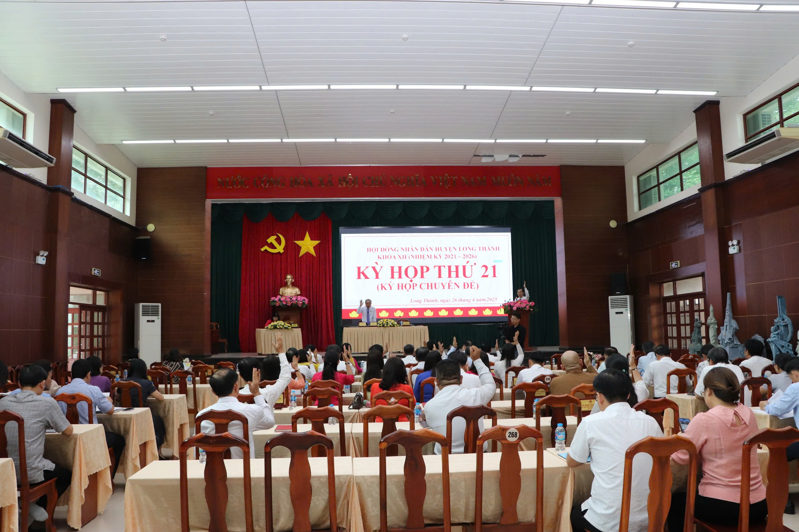 050625.hdndLT.jpg