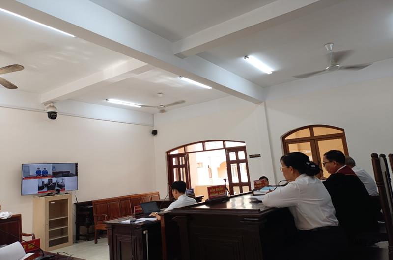 31.12.PHIEN TOA TRUC TUYEN.TAND TINH.jpg