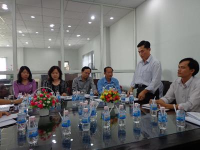 GS viec thuc hien cac giai phap ho tro phat trien DNNVV tai cty TNHH SXTM ĐiBi.jpg