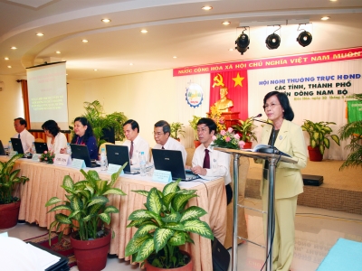 Hoi nghi thuong truc HDND mien dong 3.jpg