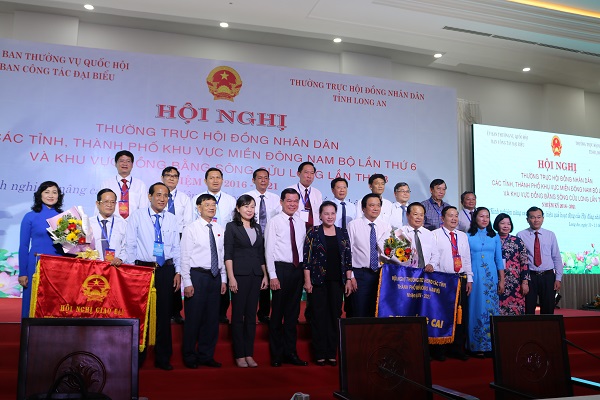 Tham luan HNMD tai Long An.JPG