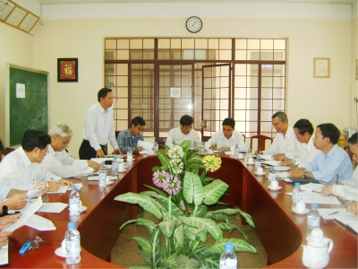 ban pc giam sat.jpg