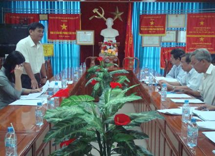 hoc phi 2.jpg