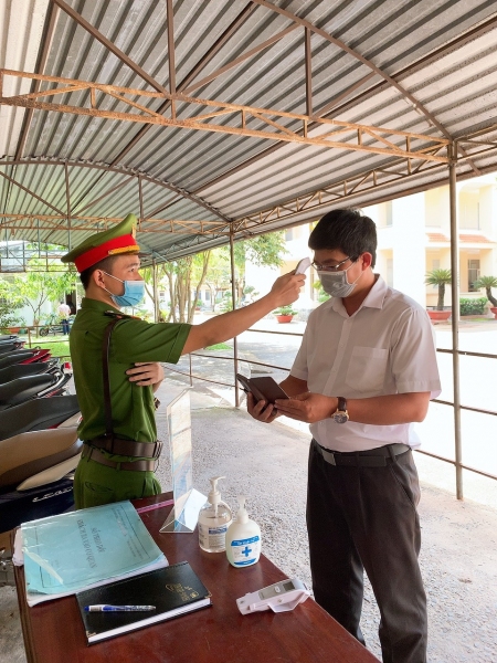 Công tác phòng, chống dịch bệnh Covid - 19 của  Văn phòng Đoàn ĐBQH và HĐND tỉnh