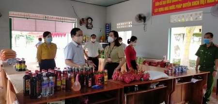 Đoàn làm việc khảo sát gian hàng 0 đồng tại xã Tân Thành - thành phố Đồng Xoài