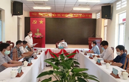 Ban kinh tế - ngân sách họp thông qua báo cáo thẩm tra đối với các dự thảo nghị quyết trình tại kỳ họp thứ 4 (chuyên đề) của HĐND tỉnh khóa X.