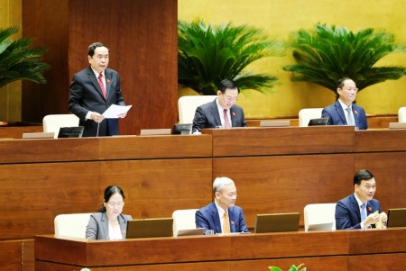  Phó Chủ tịch Thường trực Quốc hội Trần Thanh Mẫn điều hành nội dung làm việc