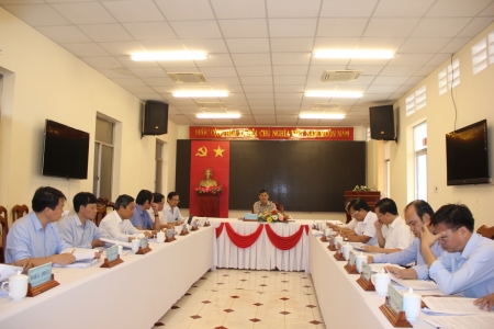 Ban kinh tế - ngân sách họp thông qua báo cáo thẩm tra đối với các báo cáo, dự thảo nghị quyết trình tại kỳ họp thứ 8, HĐND tỉnh khóa X.