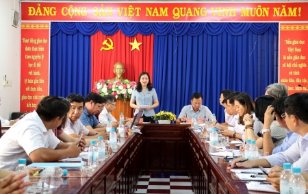 Ảnh ĐBQH GS tại Sở GD ĐT 5