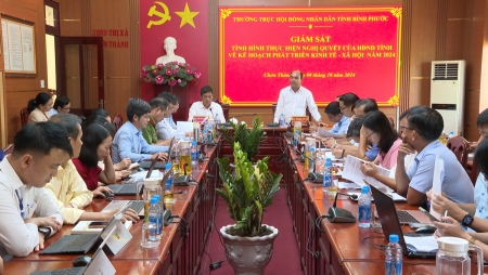 Thường trực HĐND tỉnh giám sát việc thực hiện nghị quyết tại UBND thị xã Chơn Thành