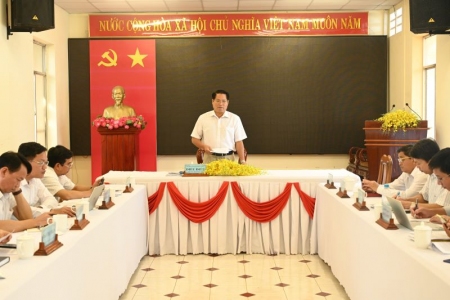 CHỦ TỌA 1