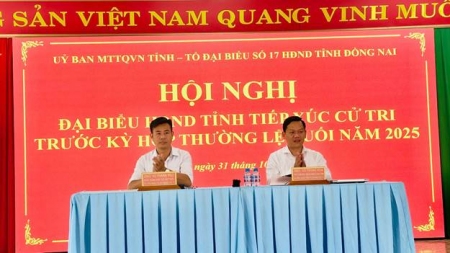 Tiếp xúc cử tri tại phường Chơn Thành và xã Nha Bích trước kỳ họp cuối năm của HĐND tỉnh Đồng Nai khóa X, nhiệm kỳ 2021- 2026 tại phương Chơn Thành và xã Nha Bích