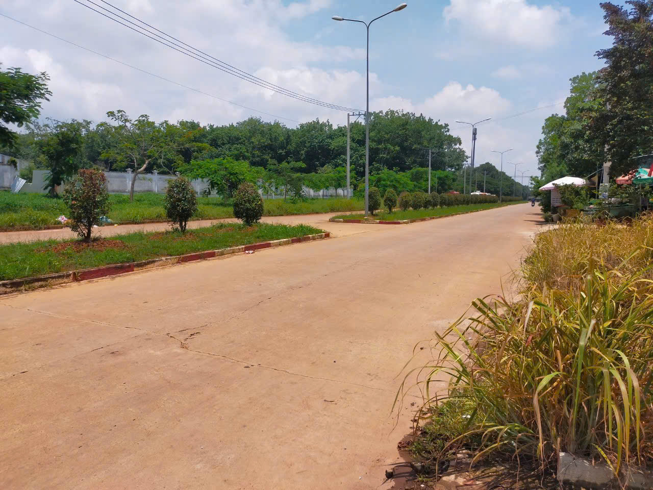 Đường giao thông trước Dự án Khu dân cư Đồng Xoài II