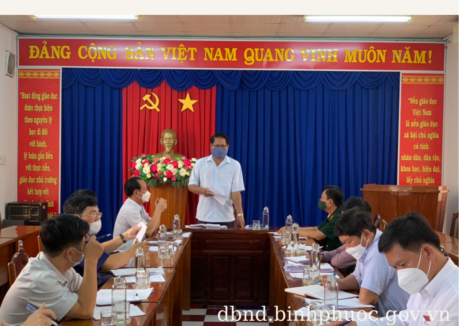 ban dt gs tai SGD