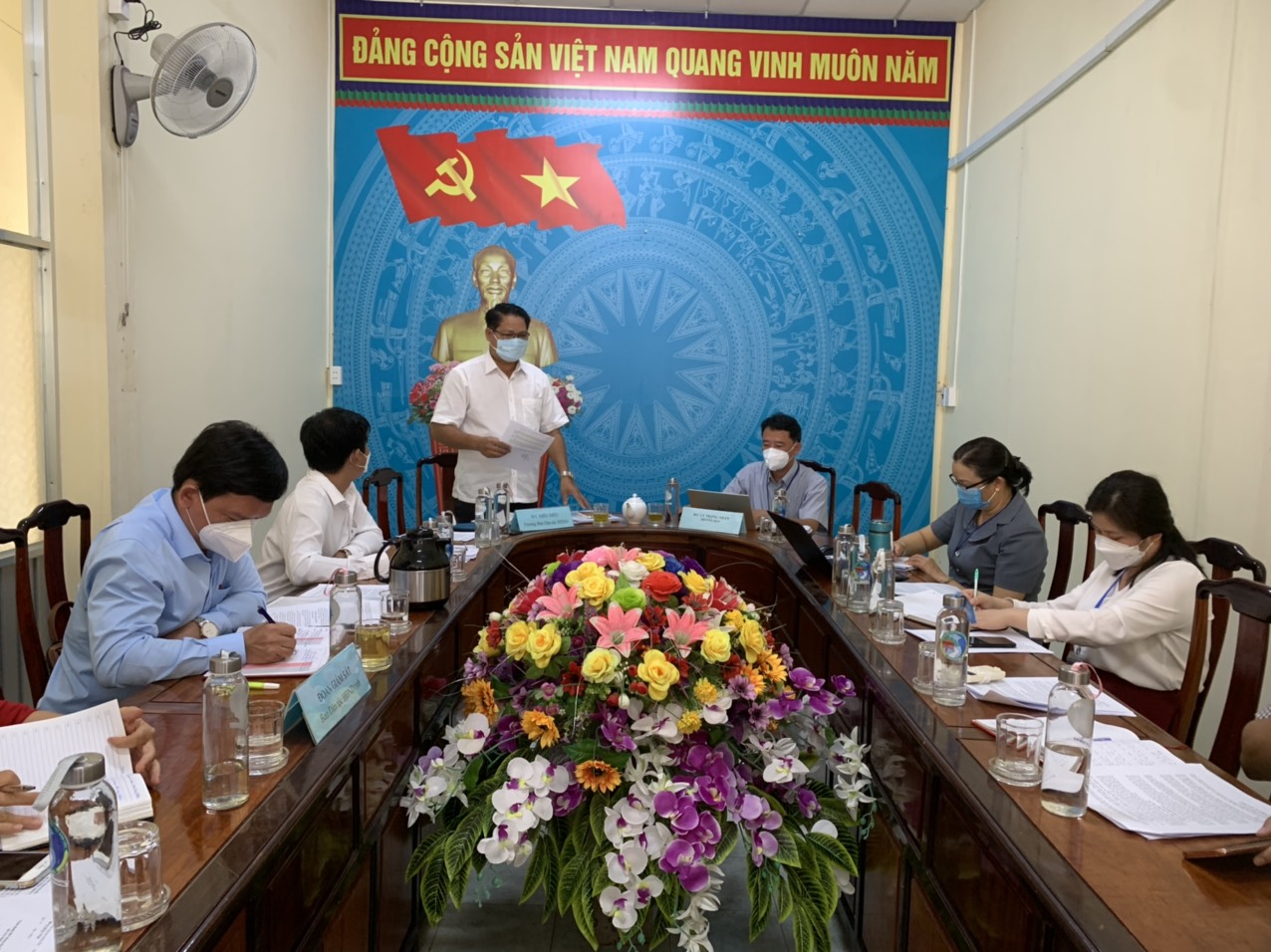anh gsat ban dan toc