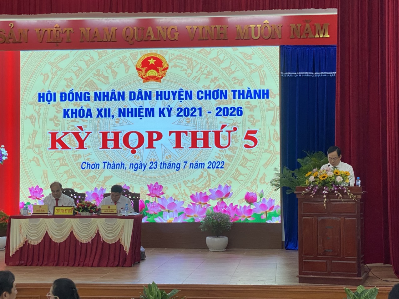 hop 5 chon thanh 1