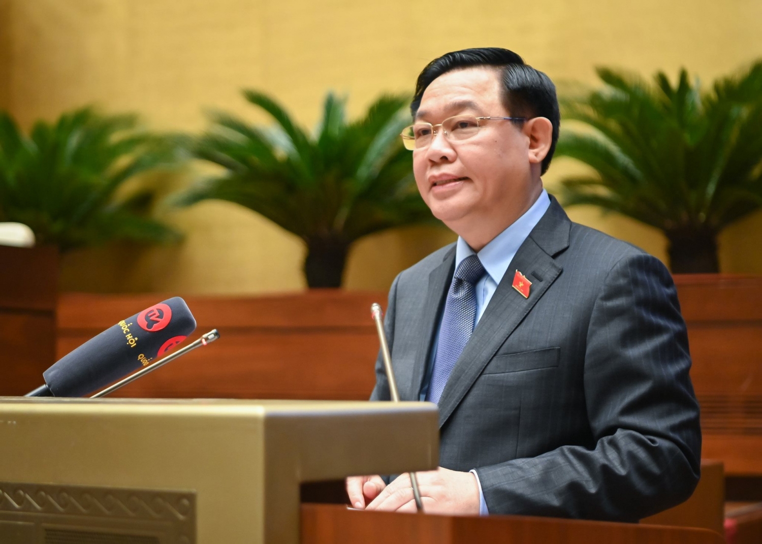 270920221123 0927 chu tich quoc hoi vuong dinh hue 2