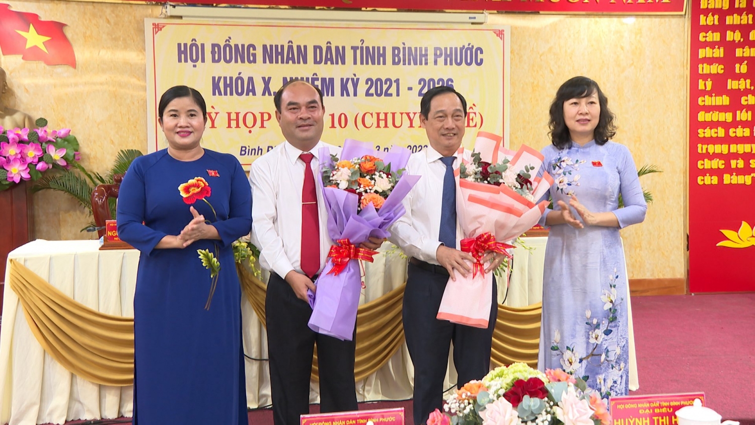 tang hoa hop 10