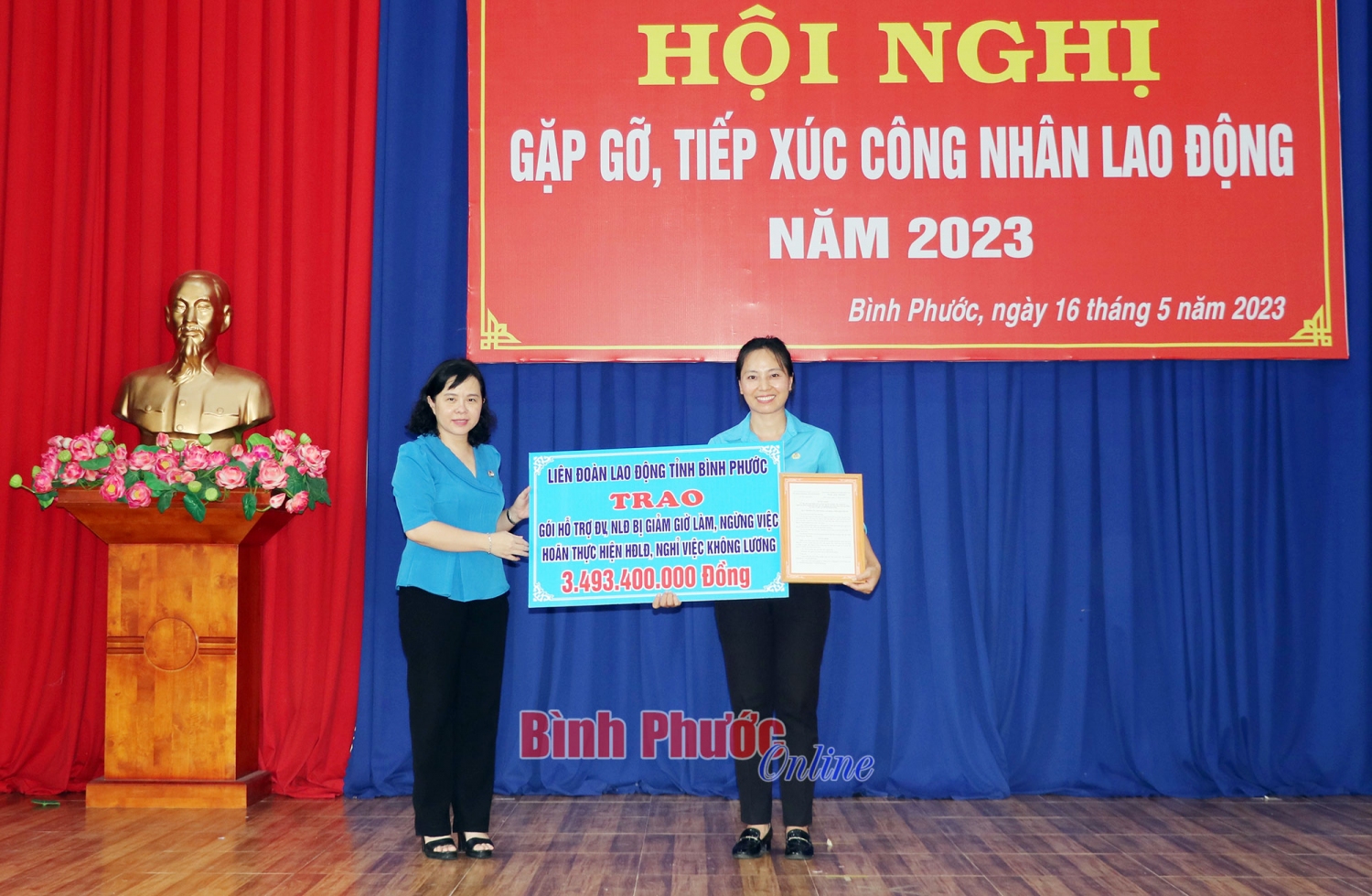 anh công nhân 13