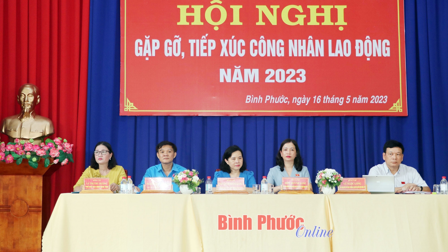 anh công nhân 2