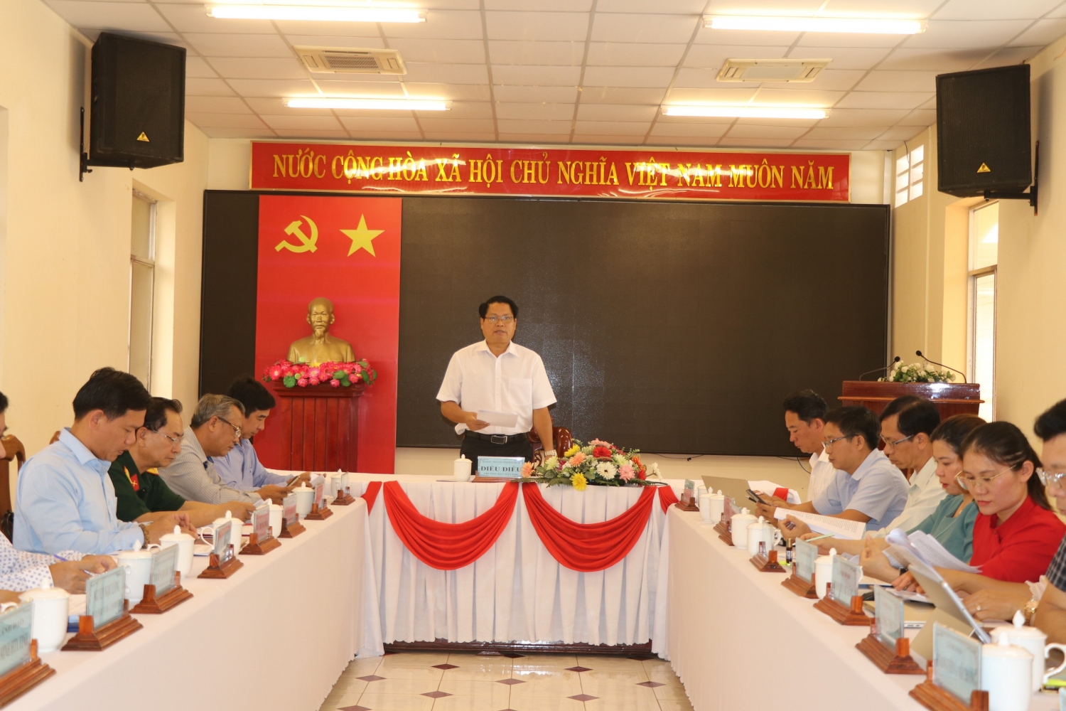 họp ban dân tộc
