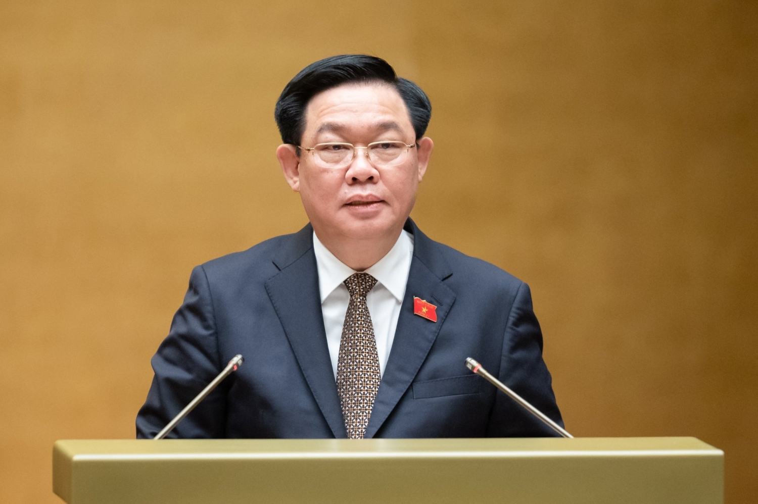 bế mạc ky họp QH 5