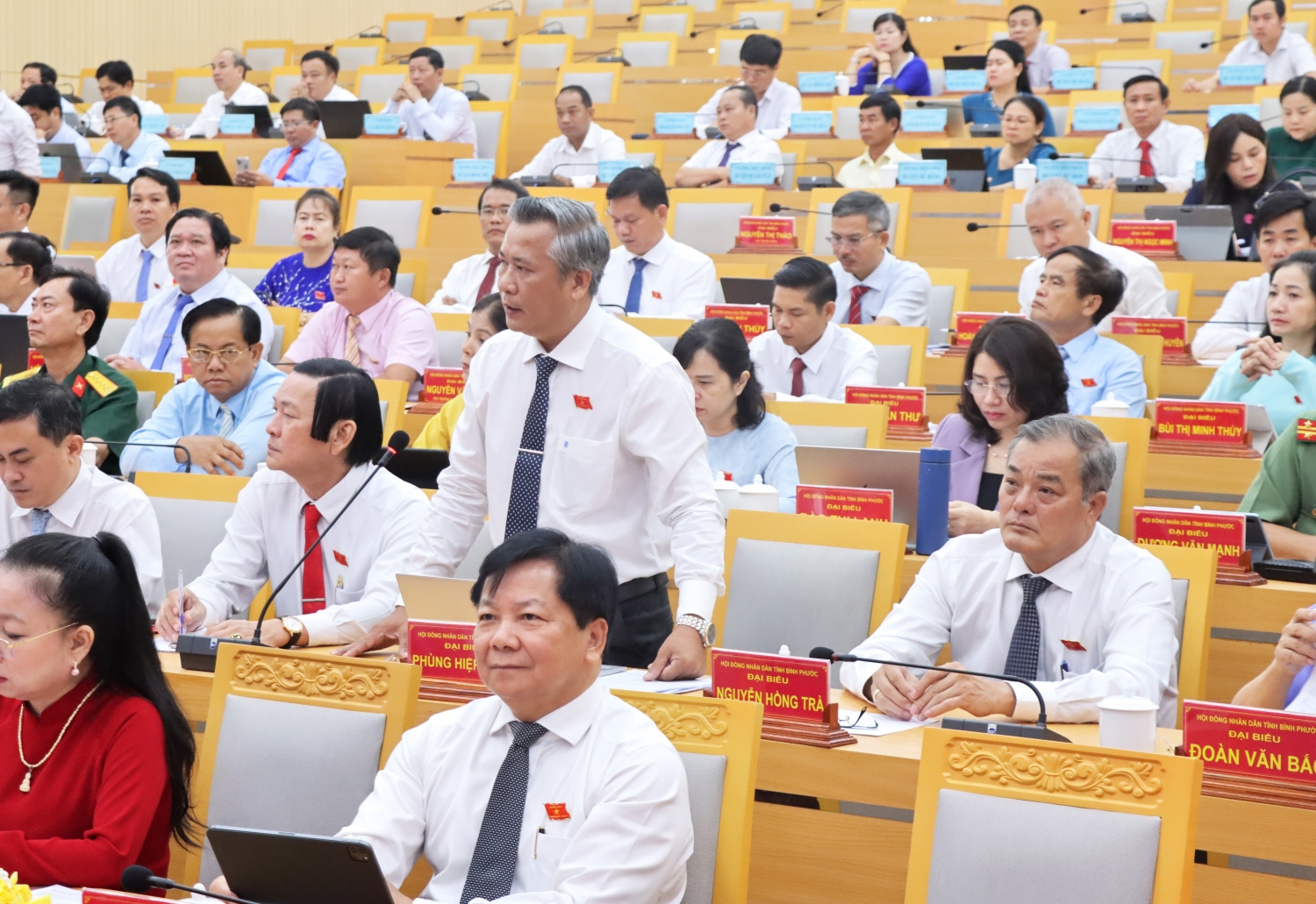 ảnh bế mạc 3