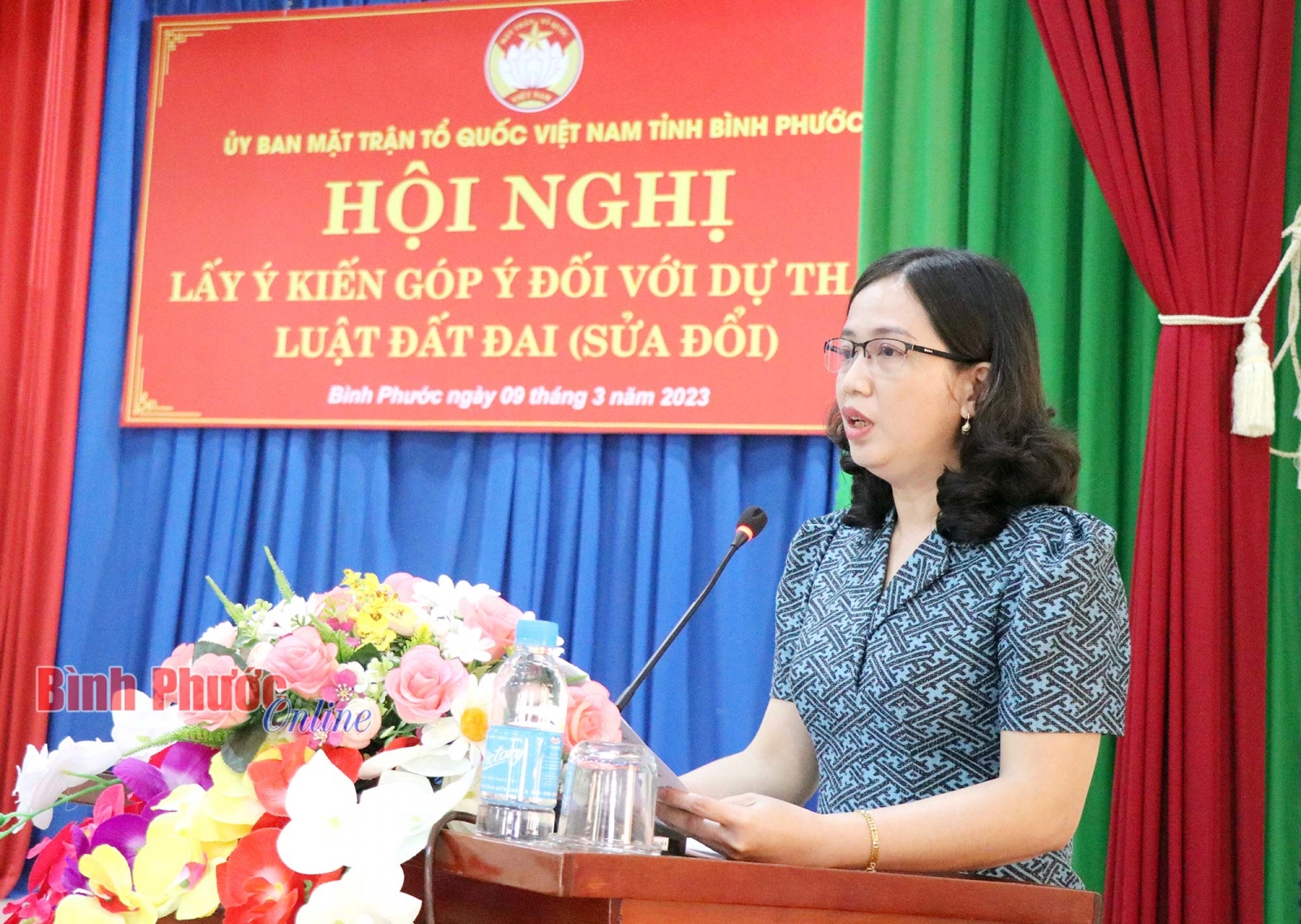 chị sang 9 3