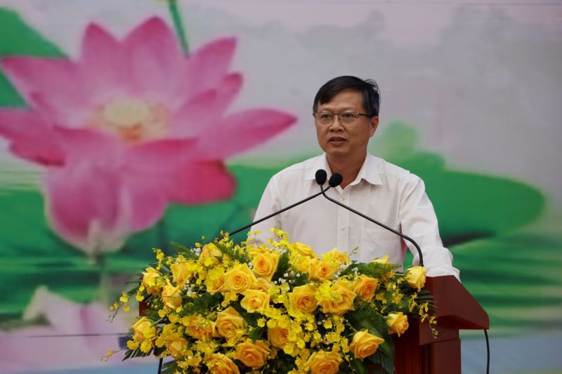 đại diên mặt trận