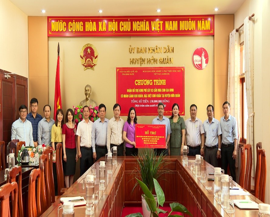 Đoàn ĐBQH chúc tết HQ 1