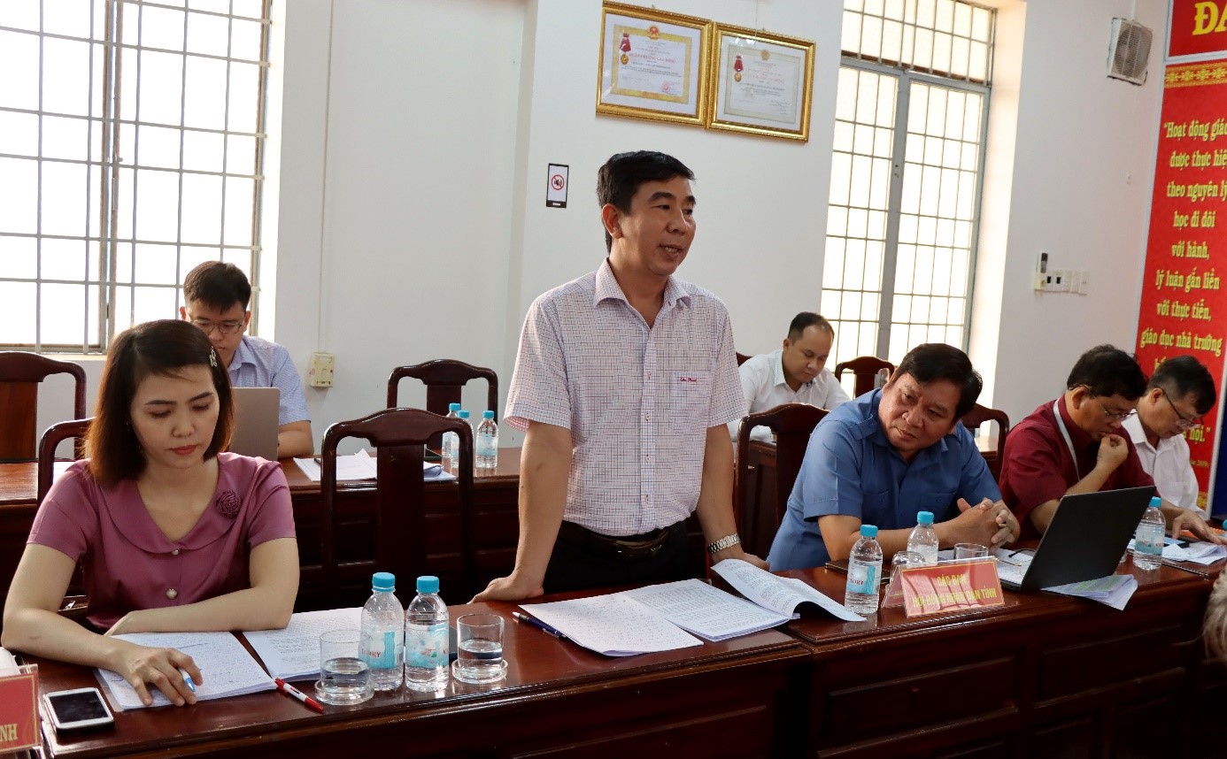 Ảnh ĐBQH GS tại Sở GD ĐT 2