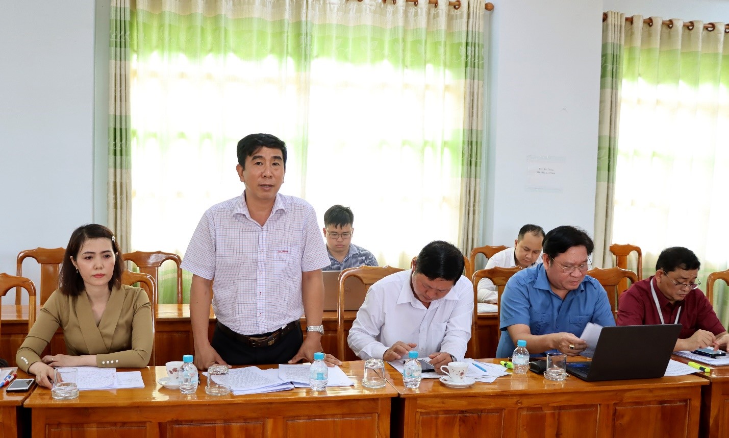 Ảnh ĐBQH GS tại Sở NN 2