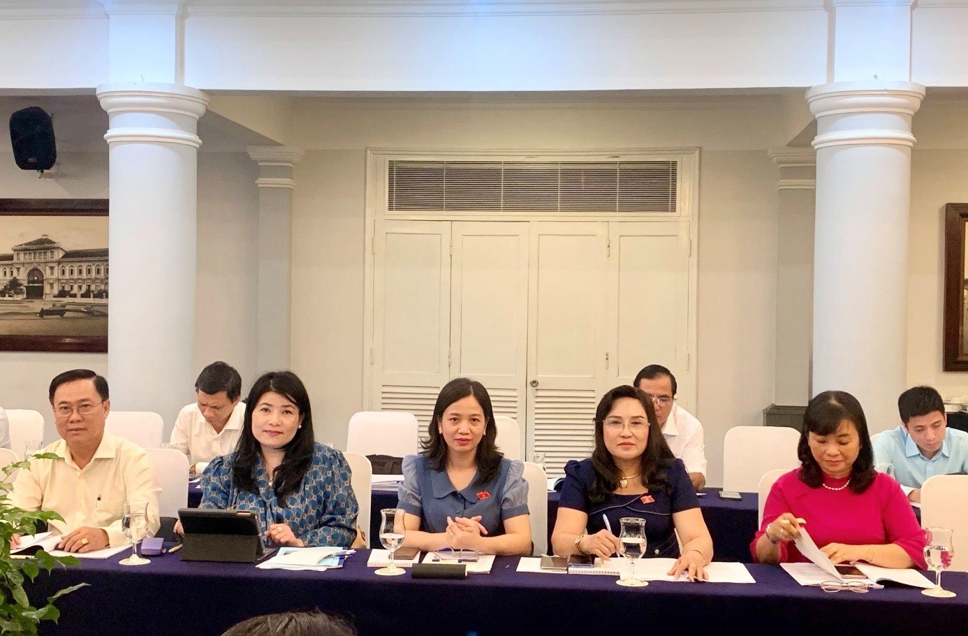 Ảnh ĐBQH họp Hội nghị cho ý kiến 2