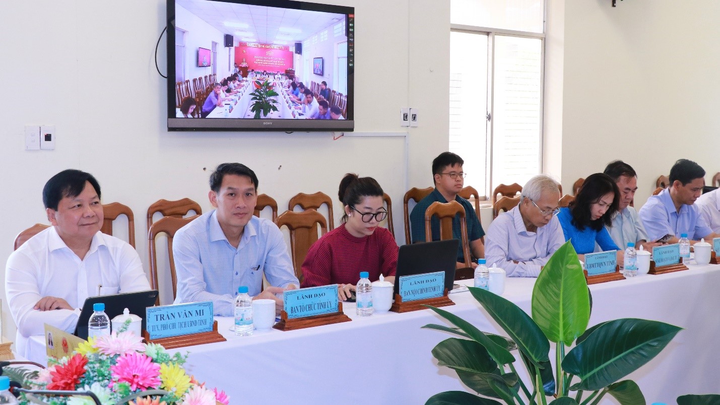 Ảnh ĐBQH họp Hội nghị toàn quốc 6