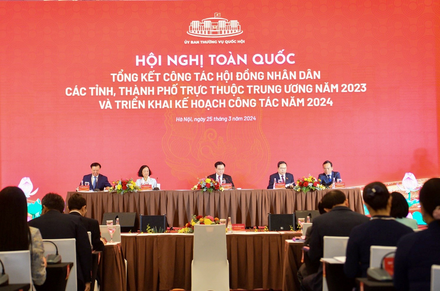Khai mạc HN