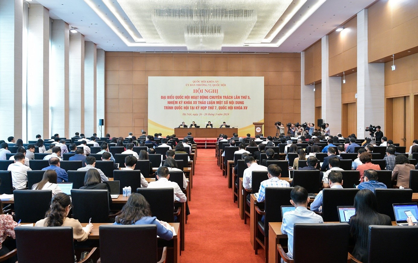 Toàn cảnh HN chuyên trách