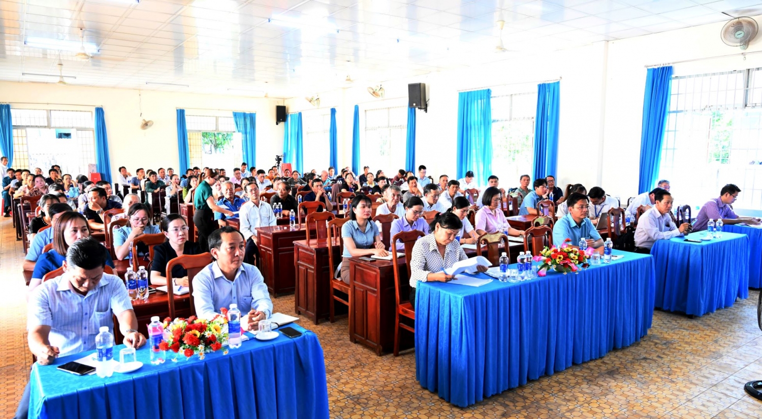 anh TXCT Hớn Quản Chơn Thành 14