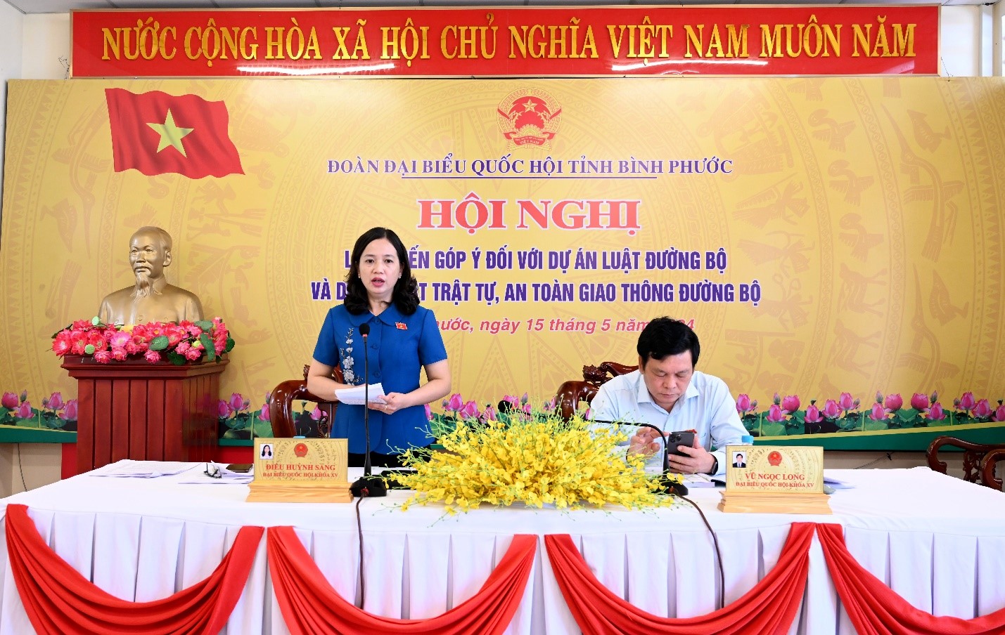 Hội nghị lấy ý kiến