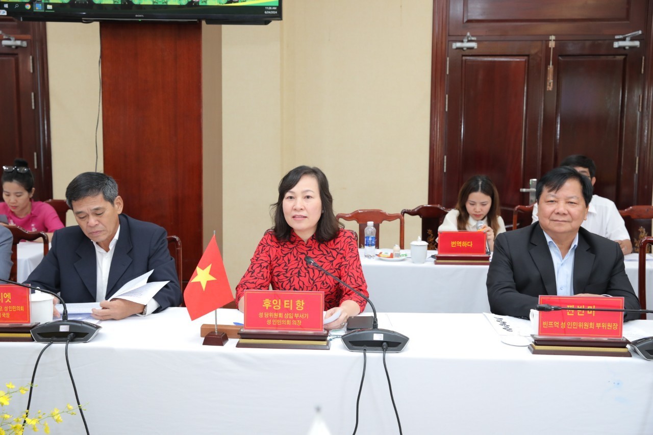 đoàn chủ tịch