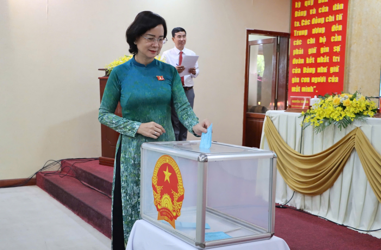 bỏ phiếu