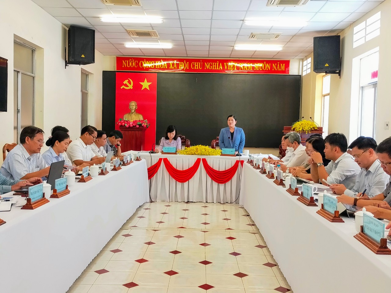 hội nghị 1 11 10