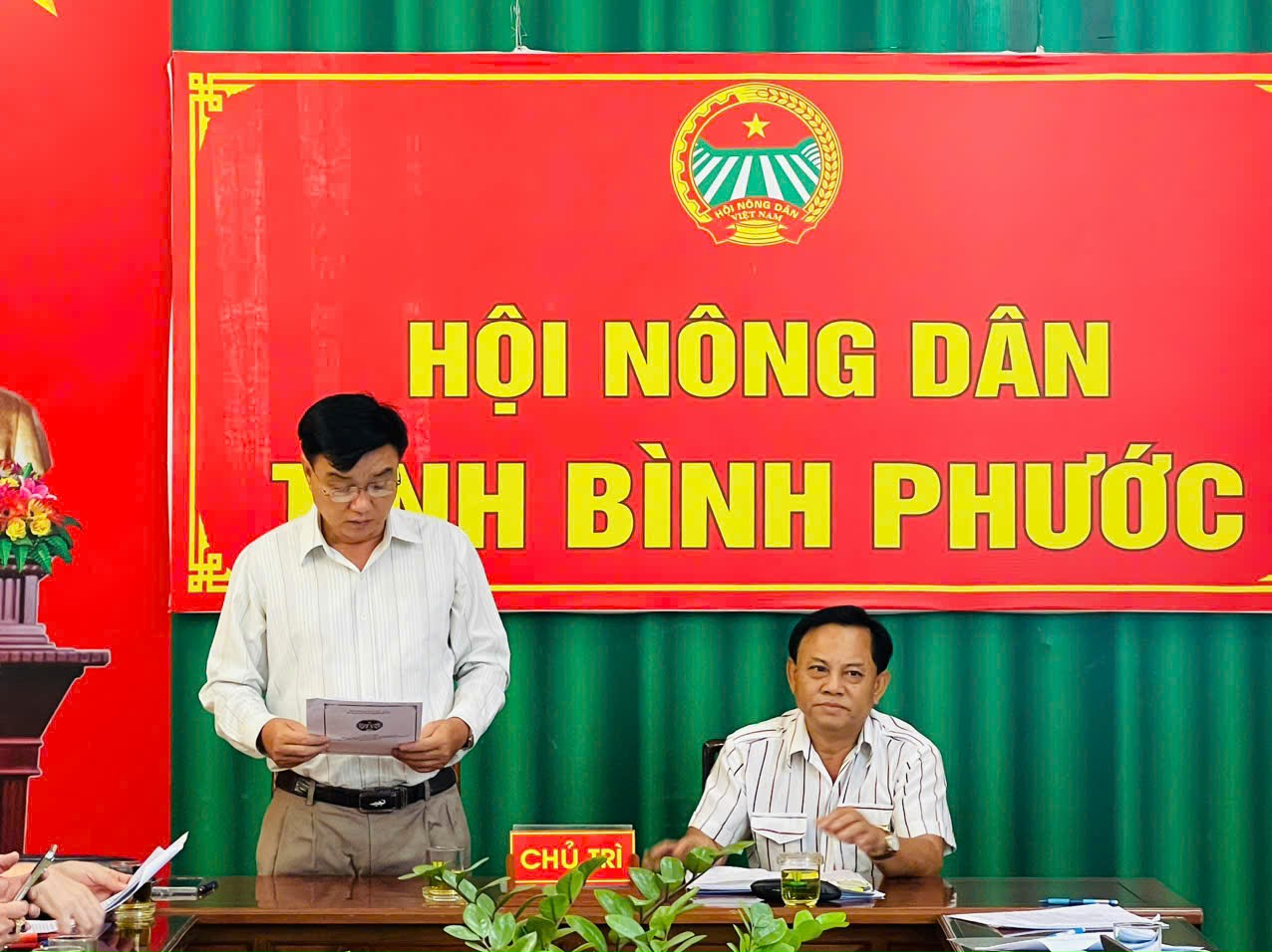 Ban PC làm việc với HND 2
