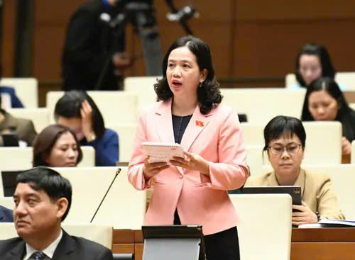 chị sang 27 11