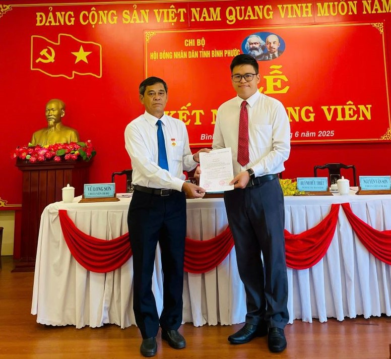 huynh huu thiết họp kn đang1