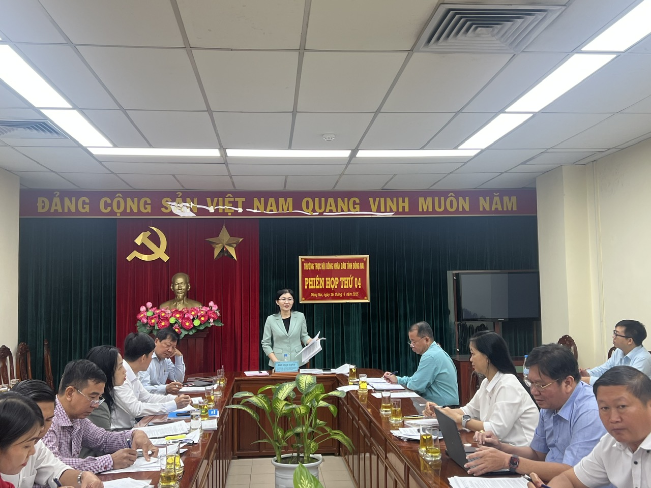 Phiên họp thứ 4 của Thường trực HĐND tỉnh