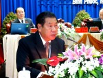 Ông Nguyễn Tấn Hưng – UVTWĐ – Bí thư Tỉnh uỷ – Chủ tịch HĐND tỉnh phát biểu khai mạc kỳ họp.