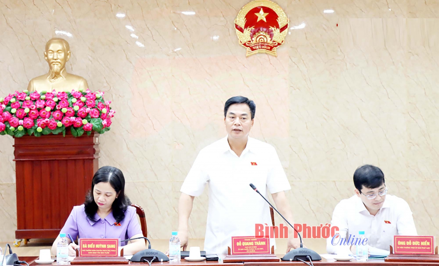 TRUNG TƯỚNG